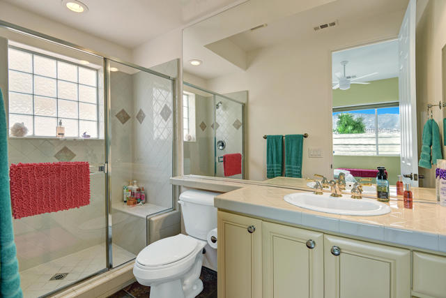 78831 Breckenridge Drive, La Quinta CA: https://media.crmls.org/mediaz/80b97ea9-f7f2-4110-b014-ef452cd5993c.jpg