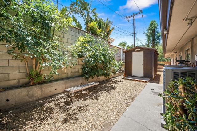 5905 Old Wheeler Road, La Verne CA: https://media.crmls.org/mediaz/80b9aee2-8e9f-44bf-b0e6-a727e830a68b.jpg