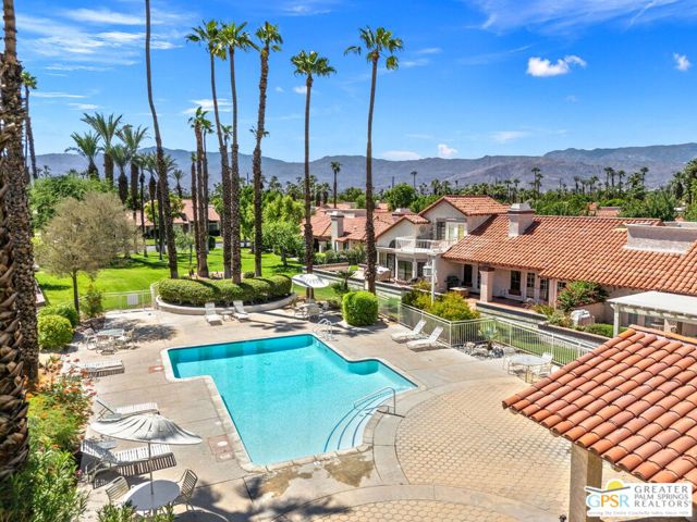 106 Avellino Circle, Palm Desert CA: https://media.crmls.org/mediaz/80b9fb88-4854-474b-a6bd-d91f8ba76374.jpg