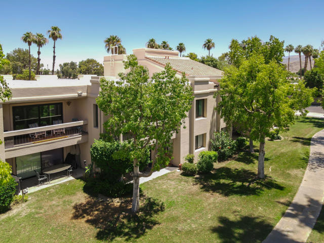 Image 18 of 61 For 35200 Cathedral Canyon Drive S152