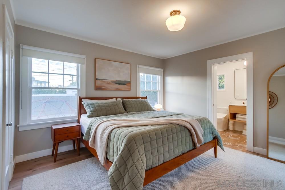 MLS #250043576SD image #21