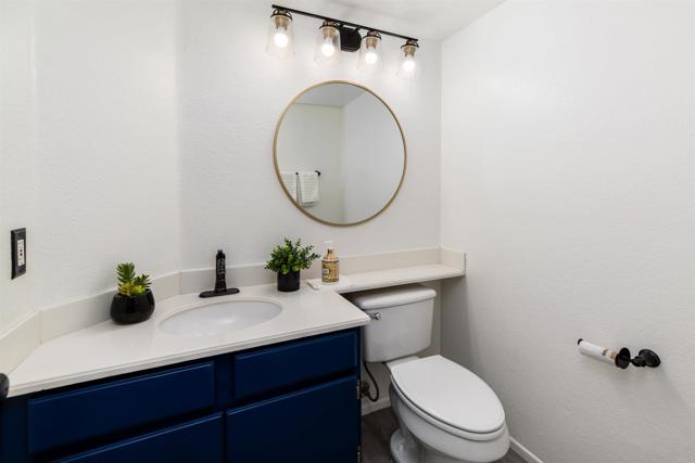 42059 Avenida Vista Ladera, Temecula CA: https://media.crmls.org/mediaz/80bc23f8-5eec-4311-acfa-76f0b74e3d60.jpg