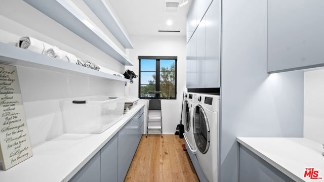Image 36 of 72 For 18762 Wells Drive