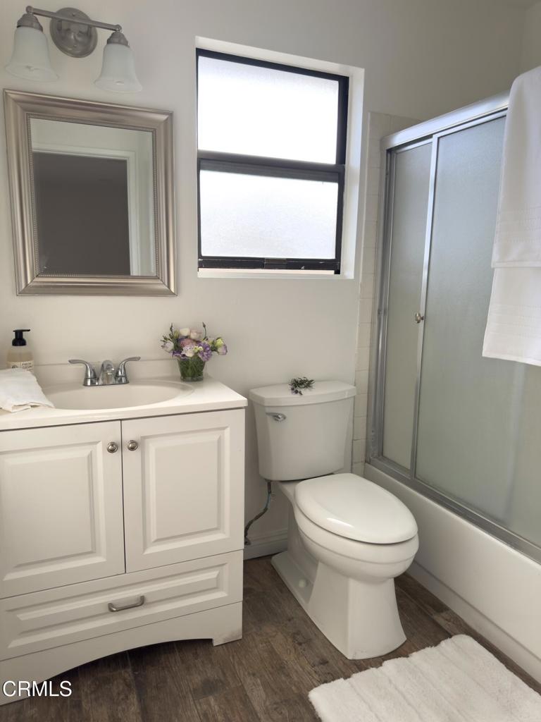 https://media.crmls.org/mediaz/80bcbfd3-ce3a-4376-bd0f-e89297478065.jpg?preset=X-Large