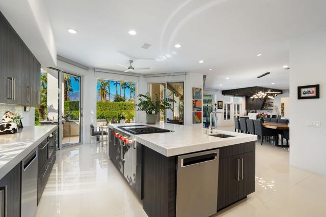 14 Stephen Terrace, Rancho Mirage CA: https://media.crmls.org/mediaz/80bd89c0-8a7d-4fe5-aa79-89f2d229de64.jpg