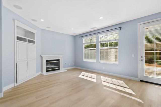 Image 12 of 40 For 609 Saltgrass Avenue