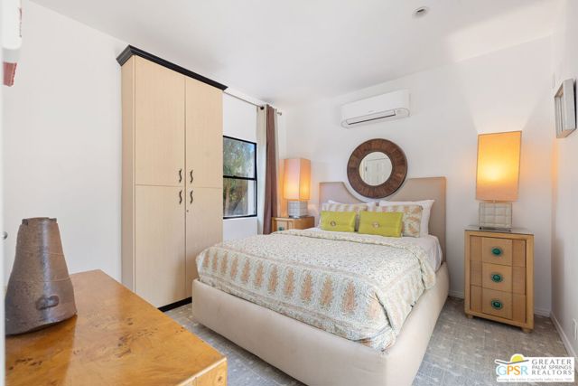 Image 50 of 57 For 311 Via Sol  