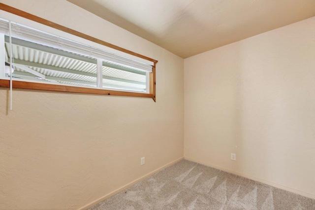 1 Gray Way, Watsonville CA: https://media.crmls.org/mediaz/80bf43b1-73c7-4fed-9f3f-379bc9a73090.jpg