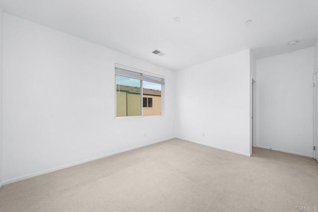 Detail Gallery Image 13 of 49 For 5232 Beachfront Cove St #81,  San Diego,  CA 92154 - 4 Beds | 3/1 Baths