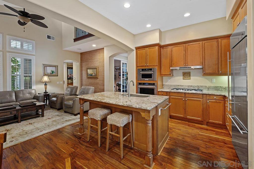 MLS #250034365SD img 2