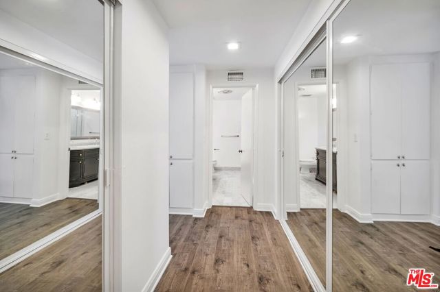 8455 Fountain Avenue, West Hollywood CA: https://media.crmls.org/mediaz/80c10255-e150-4280-a2d7-84fd7c27ac0c.jpg