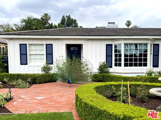 841 San Simeon Road, Arcadia CA: https://media.crmls.org/mediaz/80c12a99-d817-4499-b1ed-caae9d010625.jpg