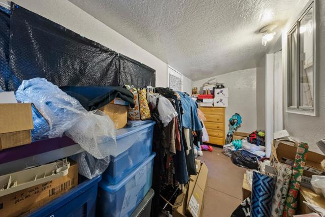 584585 Monterey Road, Morgan Hill CA: https://media.crmls.org/mediaz/80c1fd9d-aa42-4e51-81ef-755021e04faa.jpg