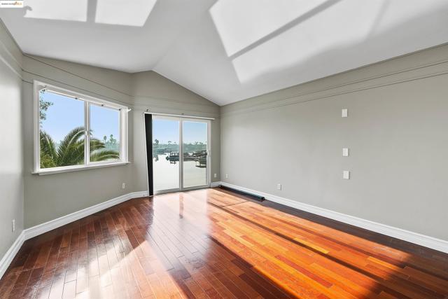 4730 Spinnaker Way, Discovery Bay CA: https://media.crmls.org/mediaz/80c287eb-aa43-4195-a100-97618c74c67d.jpg