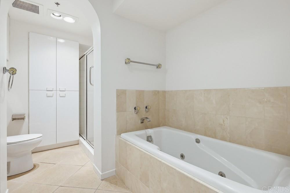 200 Harbor Drive - photo 17