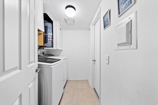 Detail Gallery Image 7 of 22 For 10658 King Phillip Ct., Santee,  CA 92071 - 3 Beds | 1/1 Baths