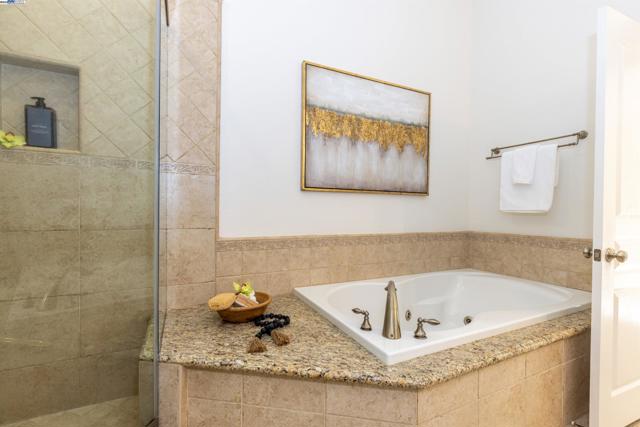 4244 Milton Way, Livermore CA: https://media.crmls.org/mediaz/80c5aedd-1a20-49e9-b11e-e51e298992c3.jpg
