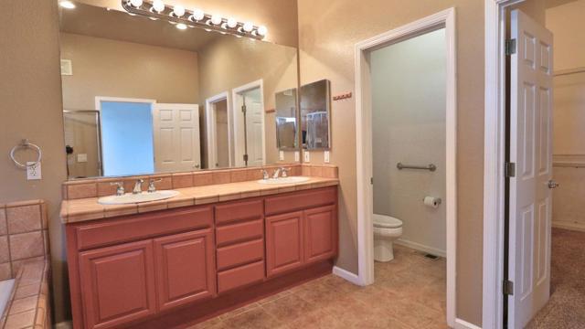 132 Warbler Lane, Brisbane CA: https://media.crmls.org/mediaz/80c5bed7-ecfe-46d0-bed2-56dd1fc36e44.jpg