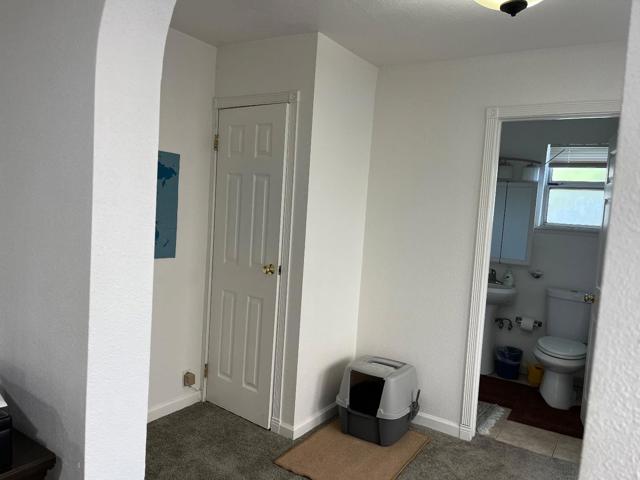 684 Roble Avenue, Menlo Park CA: https://media.crmls.org/mediaz/80c61d90-d581-455d-bcf6-424e3b47d727.jpg