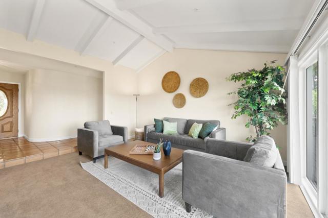 17101 Kruse Ranch Lane, Morgan Hill CA: https://media.crmls.org/mediaz/80c71131-6c27-46bb-9fe5-304c65224699.jpg