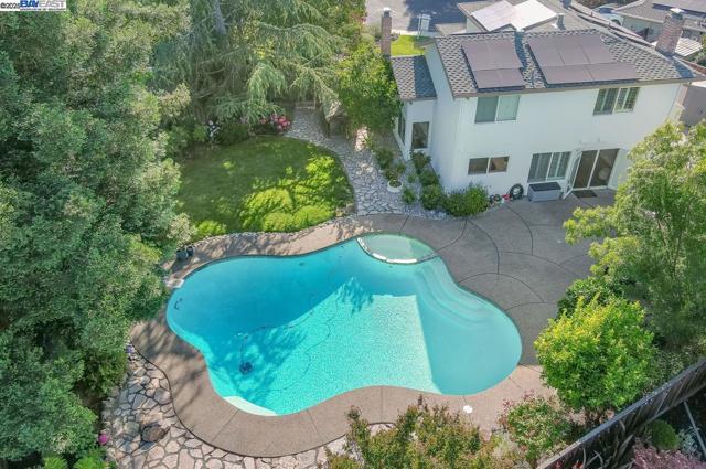 260 Mara Pl, San Ramon CA: https://media.crmls.org/mediaz/80c78a80-4401-4804-825a-6f017ce54249.jpg