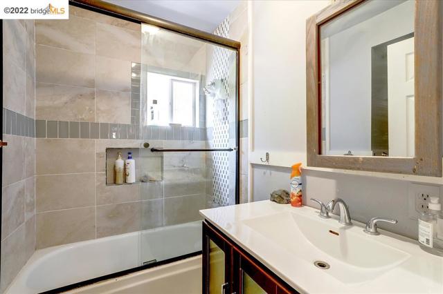 173 Clayton Avenue, San Jose CA: https://media.crmls.org/mediaz/80c7b096-7293-40d8-b0b3-fcabfd3d29f3.jpg