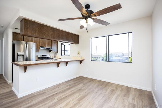 9228 Mast Blvd, Santee CA: https://media.crmls.org/mediaz/80c85d32-aedc-44cf-8b9d-dc8f40787970.jpg