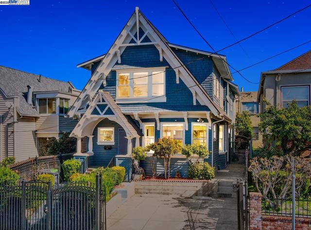 1206 E 23rd St, Oakland CA: https://media.crmls.org/mediaz/80c8a3f1-023b-4647-b65f-16563d3812f4.jpg