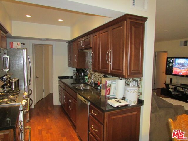 10645 Wilshire Boulevard, Los Angeles CA: https://media.crmls.org/mediaz/80c927ae-241e-4312-a604-25f365ddb016.jpg
