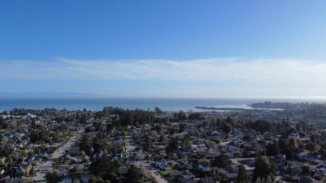 1031 Cayuga Street, Santa Cruz, California 95062, ,Multi-Family,For Sale,Cayuga,ML81884326