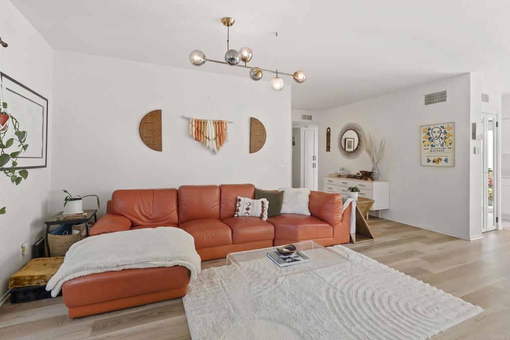 7063 Estrella De Mar Road - photo 13