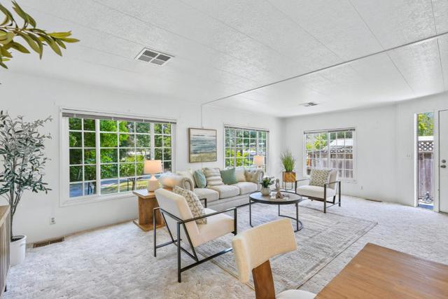 300 Plum Street, Capitola CA: https://media.crmls.org/mediaz/80cafe93-f184-4e26-82d7-0e4add4755ee.jpg