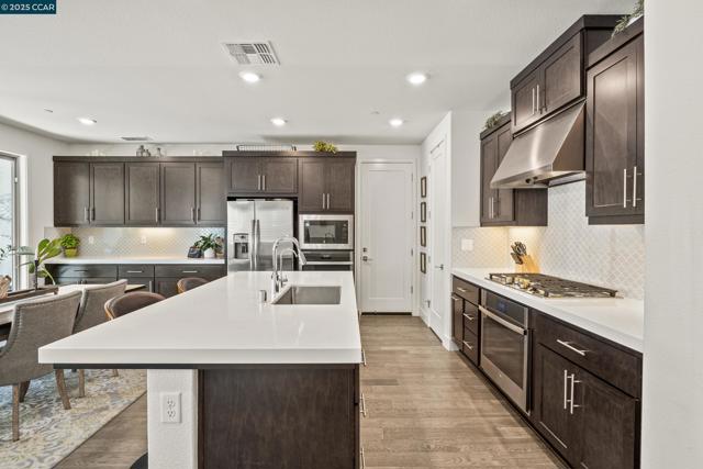5755 Juniper Way, Dublin CA: https://media.crmls.org/mediaz/80cb120c-cba2-4cf3-88b1-95834971425a.jpg
