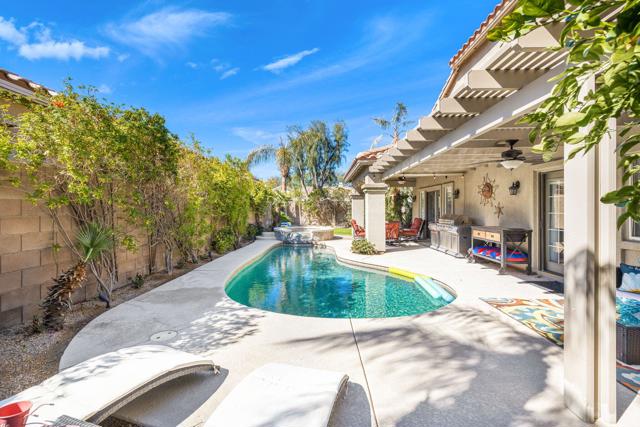 80055 Jasper Park Avenue, Indio CA: https://media.crmls.org/mediaz/80cb16b1-85dd-4938-bb37-6d2ccd969818.jpg