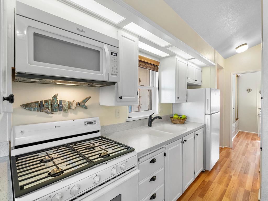 900 N Cleveland Street - photo 12