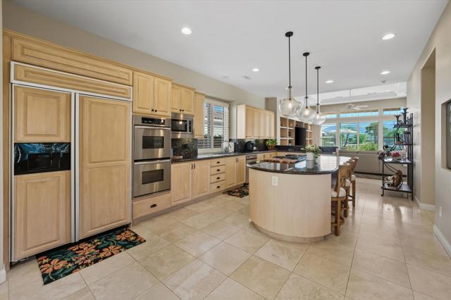 81205 Kingston Heath, La Quinta CA: https://media.crmls.org/mediaz/80cccf4c-9705-4265-9376-49669abaa26f.jpg