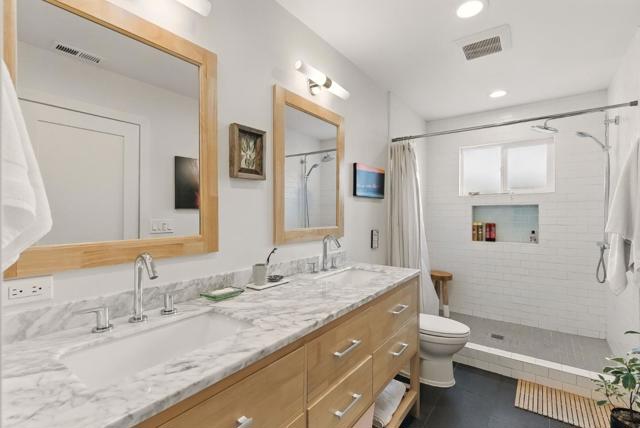 301 25th Avenue, Santa Cruz CA: https://media.crmls.org/mediaz/80ce2326-d8f3-4d02-bf11-f4ae6cfad336.jpg
