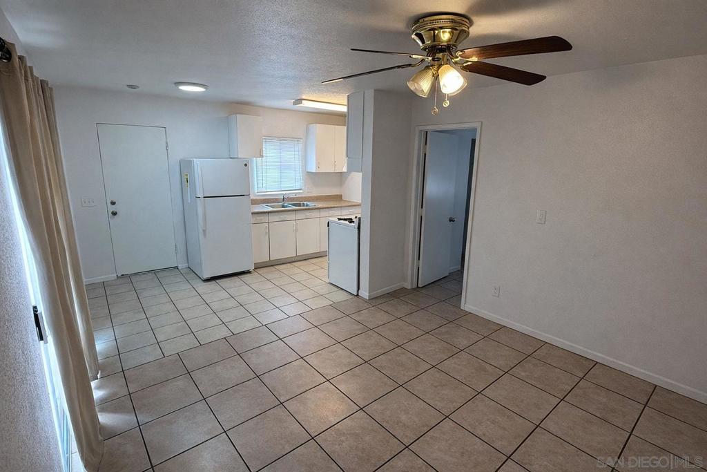 627 6th Ave - photo 6