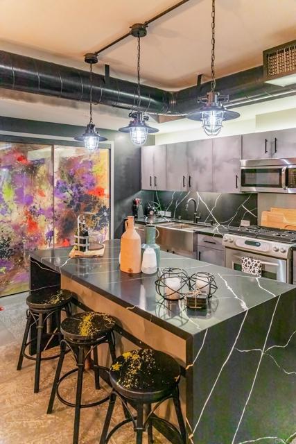 350 11th Avenue, San Diego CA: https://media.crmls.org/mediaz/80cee8b7-64a8-48ad-a958-b9373af6063d.jpg