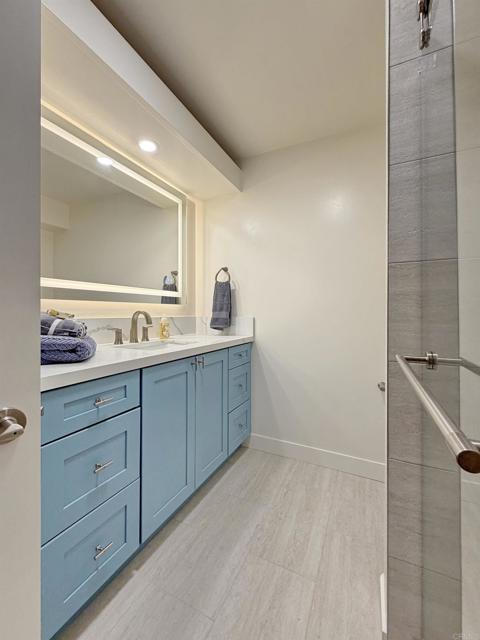 Detail Gallery Image 19 of 31 For 1820 Avenida Del Mundo #208,  Coronado,  CA 92118 - 2 Beds | 2 Baths
