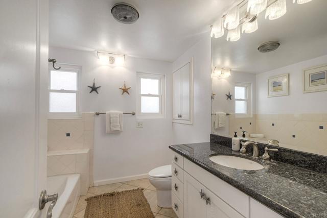 1409 S Pacific Street, Oceanside CA: https://media.crmls.org/mediaz/80d0204f-b229-4528-b85d-001b1339e323.jpg