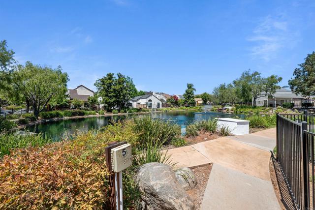 Detail Gallery Image 21 of 25 For 868 Venice Glen, Escondido,  CA 92026 - 2 Beds | 2 Baths