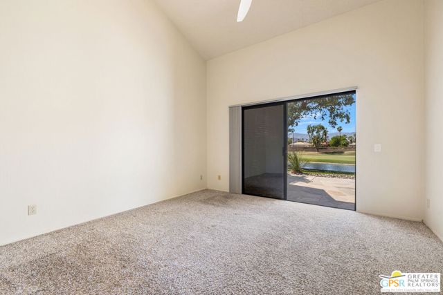 41387 Princeville Lane, Palm Desert CA: https://media.crmls.org/mediaz/80d1872e-04ab-4567-94f0-e9093008f4aa.jpg