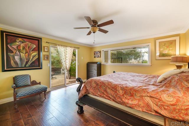 2719 Via Del Robles, Fallbrook CA: https://media.crmls.org/mediaz/80d1b403-4b58-409b-b1f6-253e30f7ae00.jpg