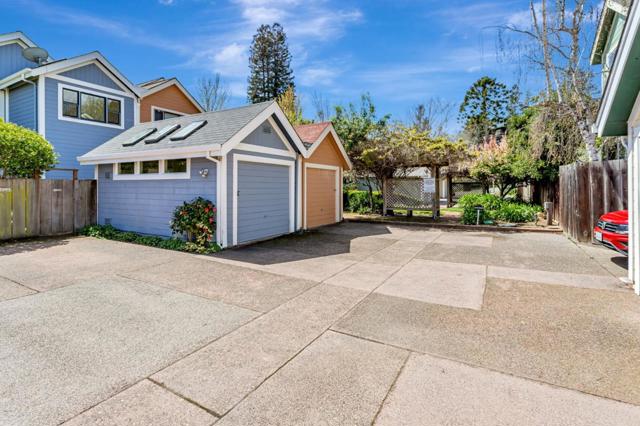232 Union Street, Santa Cruz CA: https://media.crmls.org/mediaz/80d1f0ec-7741-4d38-b93b-26644d7bacaa.jpg