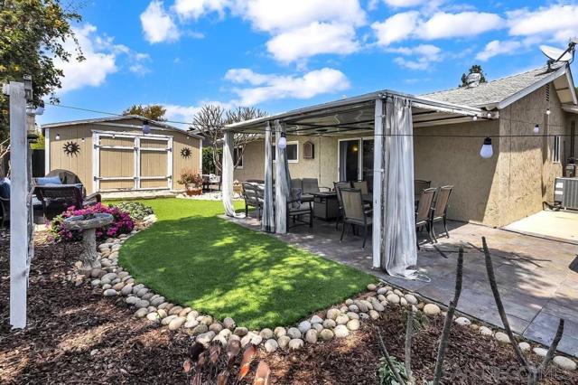 6438 Lake Atlin Ave, San Diego CA: https://media.crmls.org/mediaz/80d2da79-6471-46f1-a162-482fd002d972.jpg