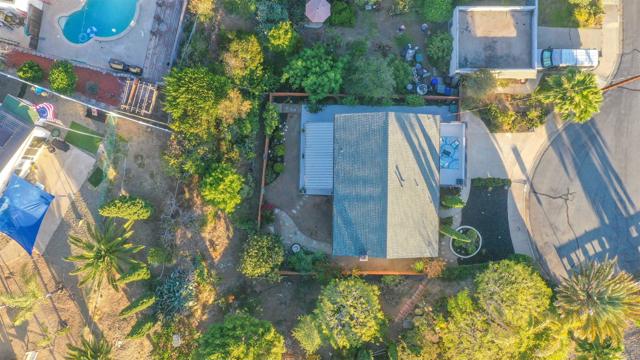 1682 Saddlehorn Drive, San Marcos CA: https://media.crmls.org/mediaz/80d3b464-575d-4c30-94e9-3a1e71ff1244.jpg