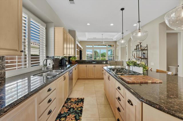 81205 Kingston Heath, La Quinta CA: https://media.crmls.org/mediaz/80d3eca2-8ea0-4d4b-9073-fdb59ede4a24.jpg