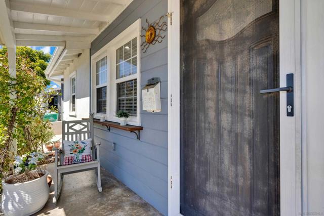 3467 Shawnee Rd, San Diego CA: https://media.crmls.org/mediaz/80d4472f-c23d-4f28-adfd-82358c306813.jpg