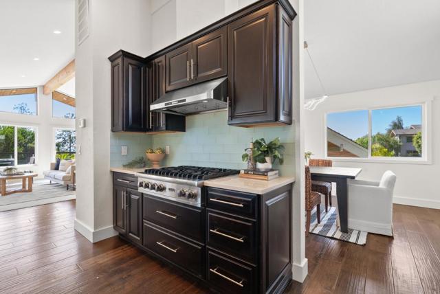 190 Driftwood Court, Aptos CA: https://media.crmls.org/mediaz/80d46a65-5b7c-439c-b84a-698b36b26c5b.jpg